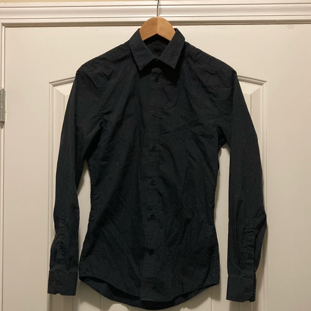H&M slim fit black dress shirt